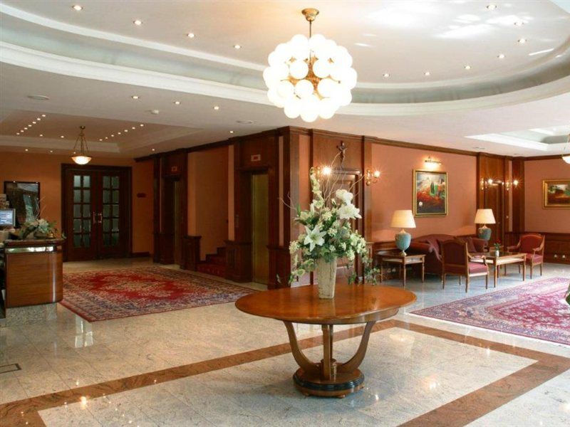 Hotel As Загреб Экстерьер фото